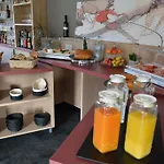 Hotel Hotel-restaurant-weingut Kapellenhof Klotten