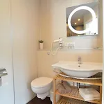 Hotel-restaurant-weingut Kapellenhof 3* Klotten