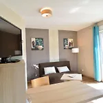 Hotel-restaurant-weingut Kapellenhof 3*