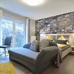 Hotel-restaurant-weingut Kapellenhof Hotel 3*