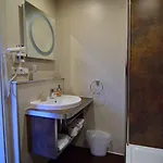 Hotel Hotel-restaurant-weingut Kapellenhof 3*