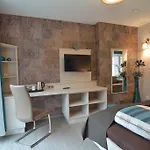 Hotel Hotel-restaurant-weingut Kapellenhof 3*