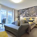 Hotel-restaurant-weingut Kapellenhof 3* Klotten