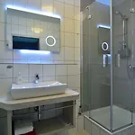 Hotel-restaurant-weingut Kapellenhof 3* Klotten