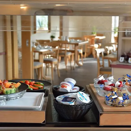 Ξενοδοχείο Hotel-restaurant-weingut Kapellenhof Klotten