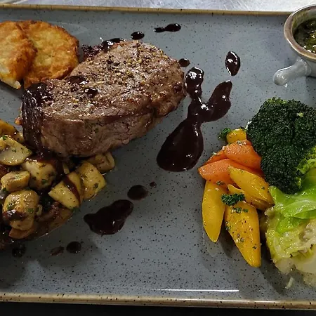 Hotel-restaurant-weingut Kapellenhof 3*