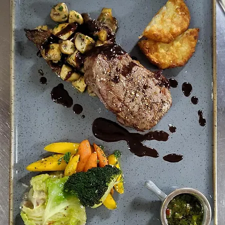 Hotel Hotel-restaurant-weingut Kapellenhof Klotten