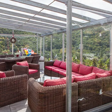 Hotel-restaurant-weingut Kapellenhof Ξενοδοχείο Klotten