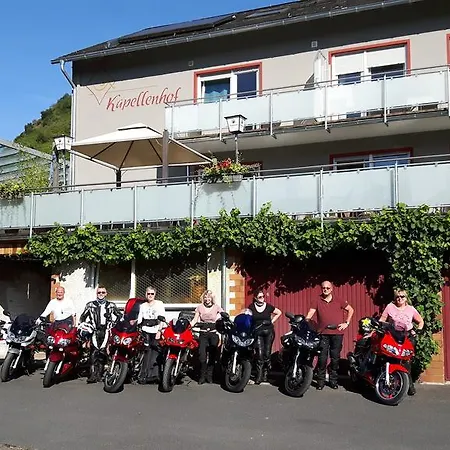 Hotel-restaurant-weingut Kapellenhof Hotel 3*