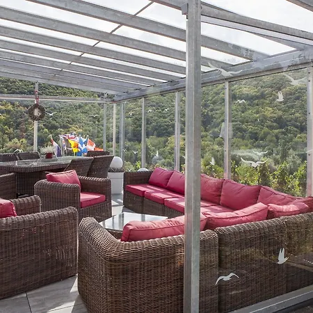 Hotel Hotel-restaurant-weingut Kapellenhof 3*