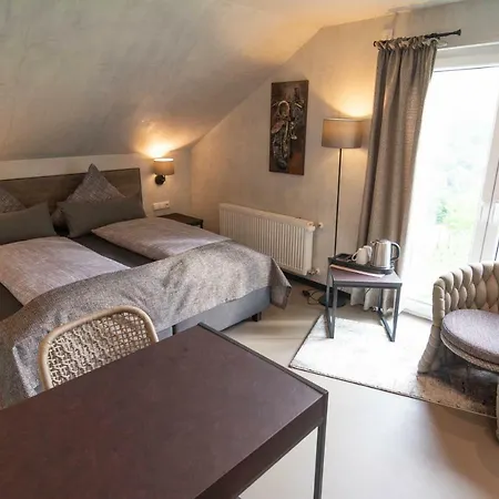 Hotel-restaurant-weingut Kapellenhof Hotel Klotten