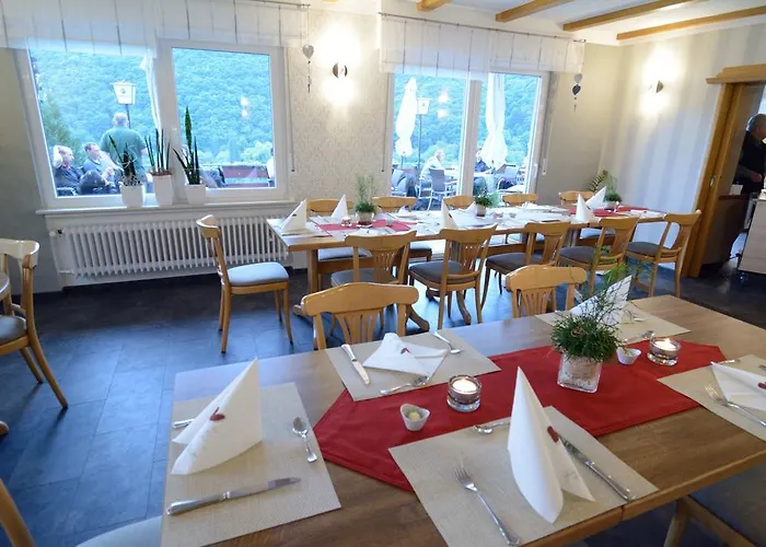 Hotell Hotel-restaurant-weingut Kapellenhof 3*
