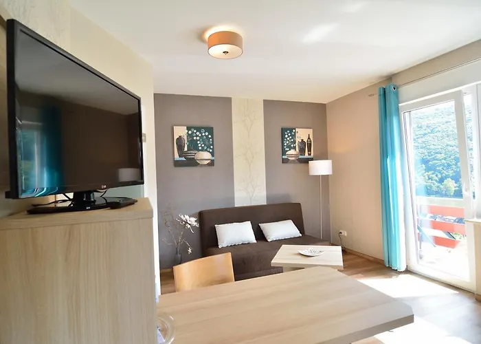 Hotel-restaurant-weingut Kapellenhof 3*