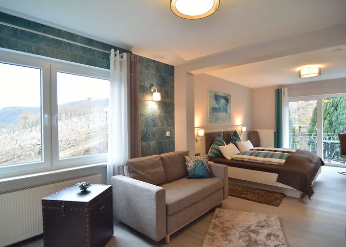 Hotel-restaurant-weingut Kapellenhof