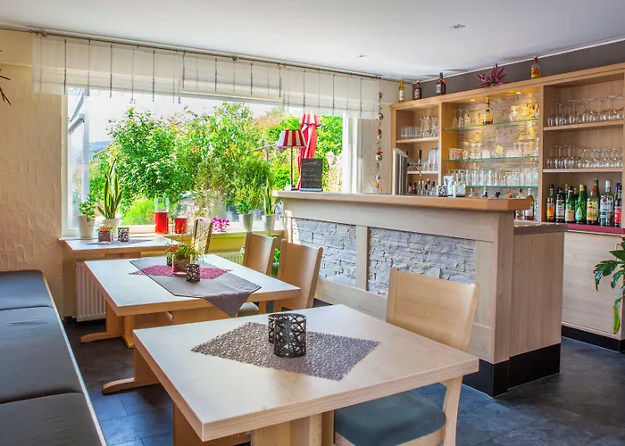 Otel Hotel-restaurant-weingut Kapellenhof Klotten