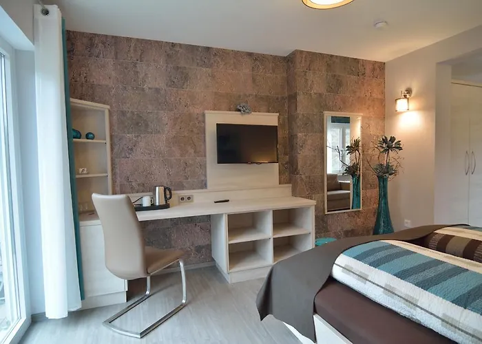 Hotel Hotel-restaurant-weingut Kapellenhof 3*