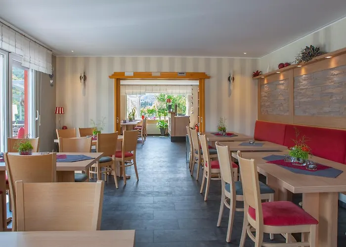 Hotel-restaurant-weingut Kapellenhof 3* Klotten