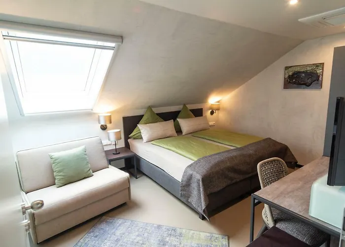 Hotel-restaurant-weingut Kapellenhof 3*