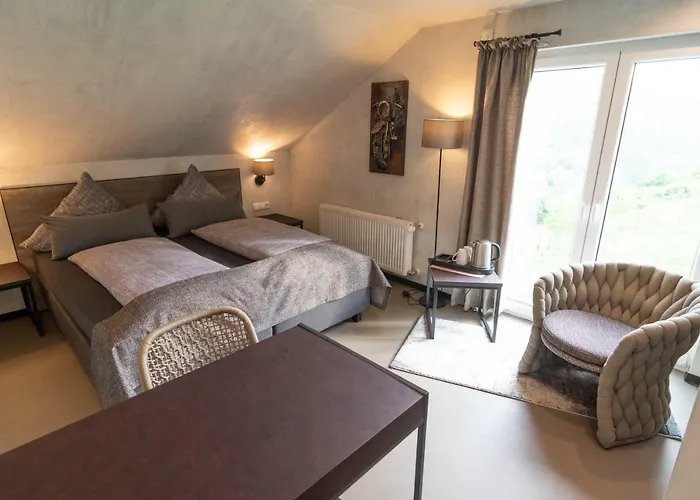 Hotel-restaurant-weingut Kapellenhof Hotell Klotten